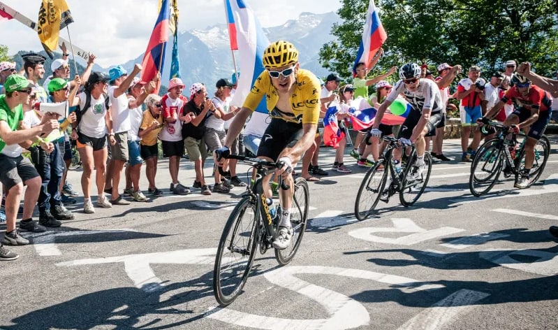 В этом году Тур де Франс включает в себя AR и голограммы