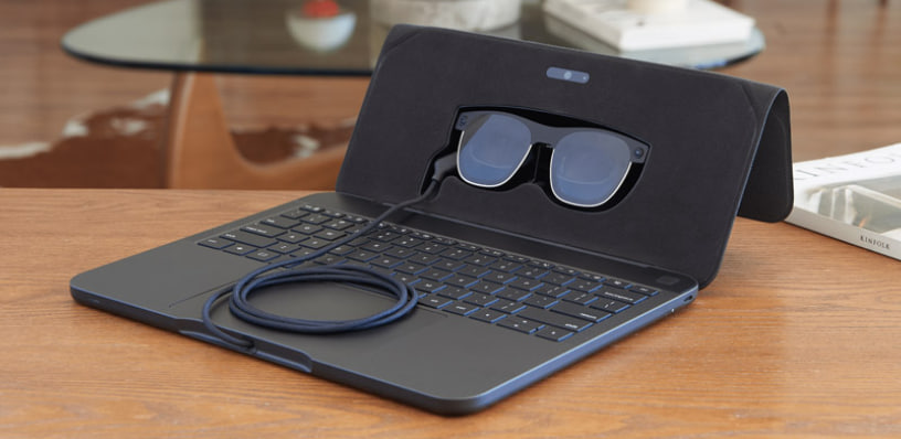 Компания Sightful представляет обновленный ноутбук с дополненной реальностью без экрана
